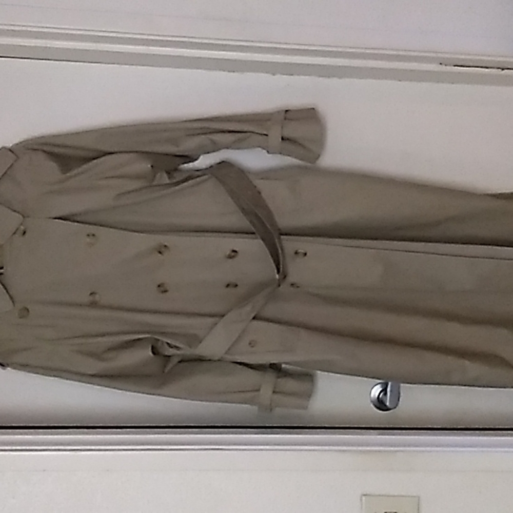 Vintage Burberrys Kensington Heritage Trench Coat
